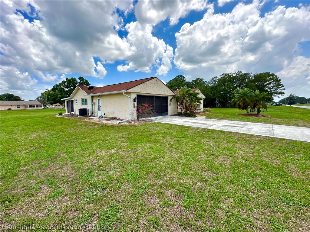 7028 Rolling Road Sebring, FL 33876 - Photo 9 of 36 Gallery Image 9