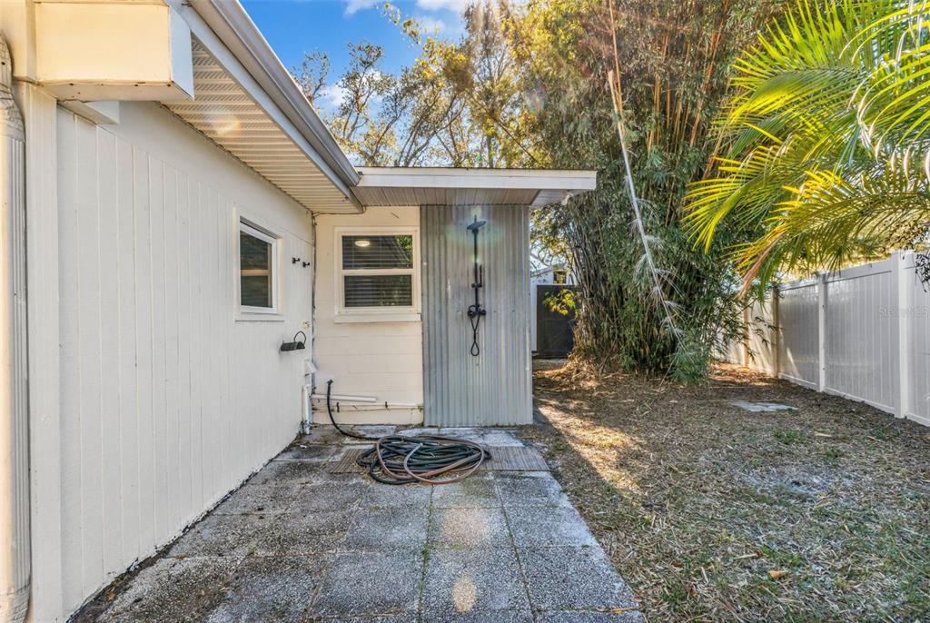 4319 Eaglet Road Punta Gorda, FL 33980 - Photo 19 of 22 a view of a house with backyard and sitting area