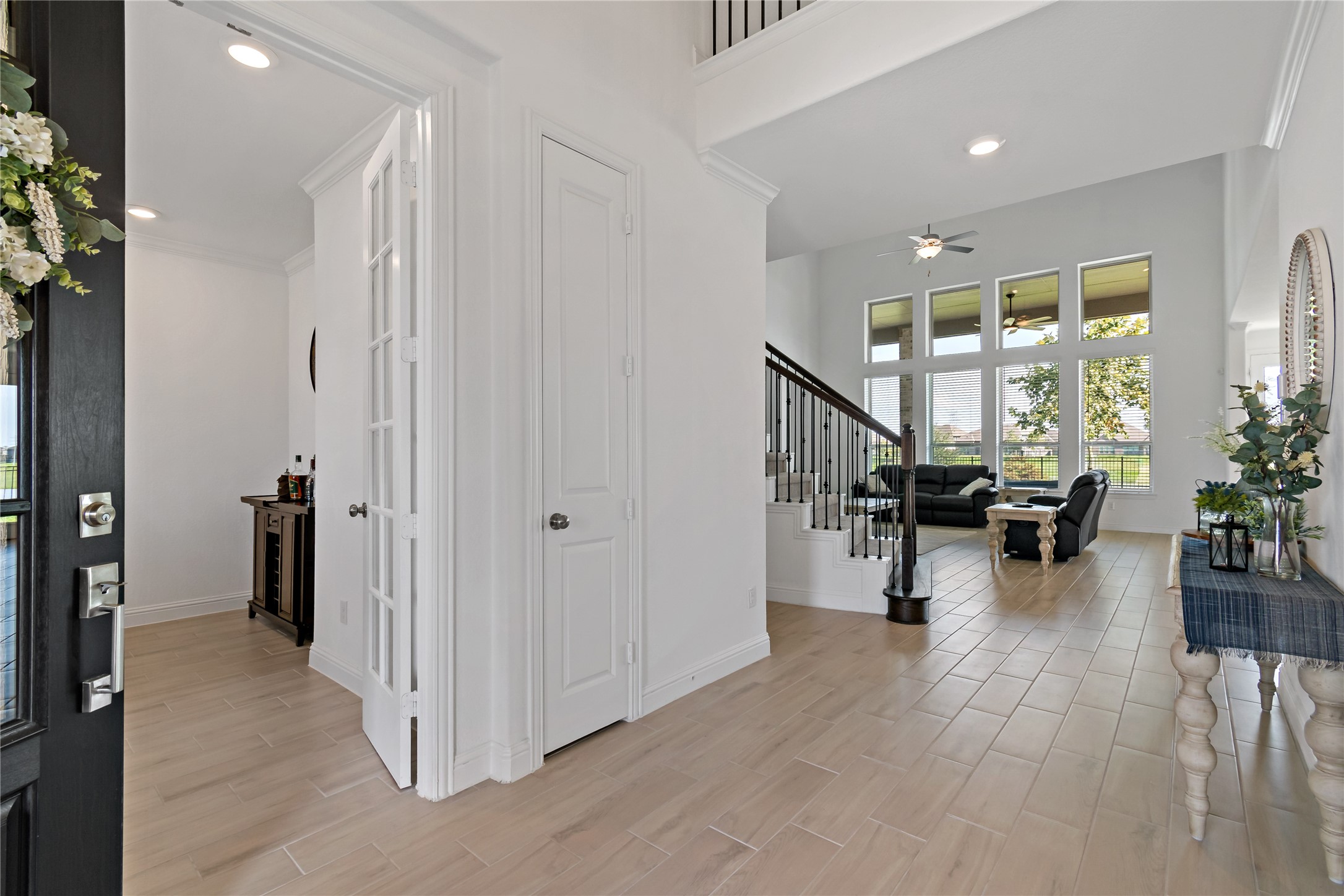 13803 Sturcombe Gln Trail Rosharon, TX 77583 - Photo 4 of 50 Entryway