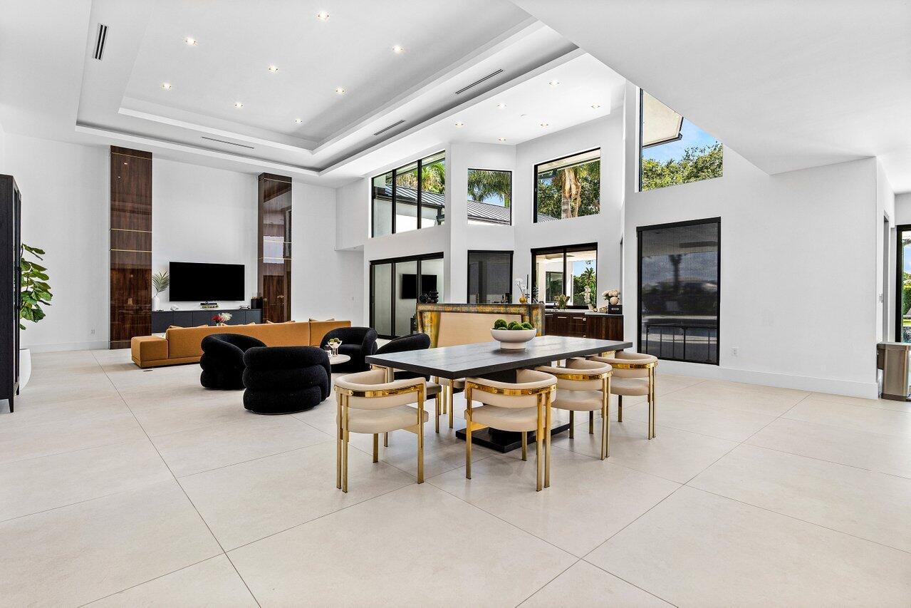 4825 Bocaire Boulevard Boca Raton, FL 33487 - Photo 11 of 52 012