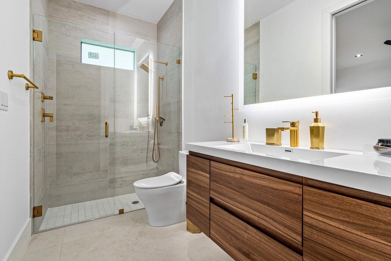 4825 Bocaire Boulevard Boca Raton, FL 33487 - Photo 27 of 52 028