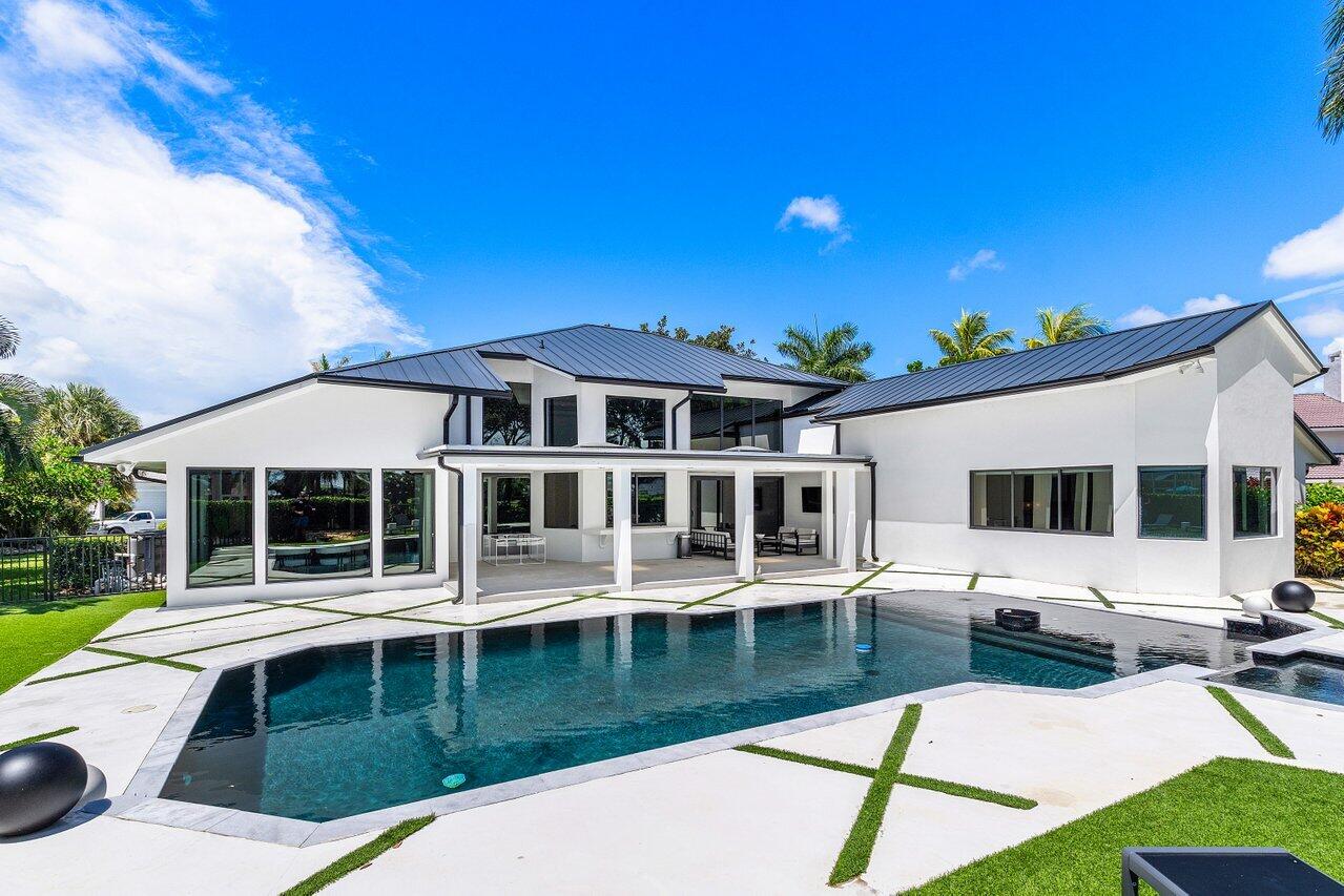 4825 Bocaire Boulevard Boca Raton, FL 33487 - Photo 39 of 52 040