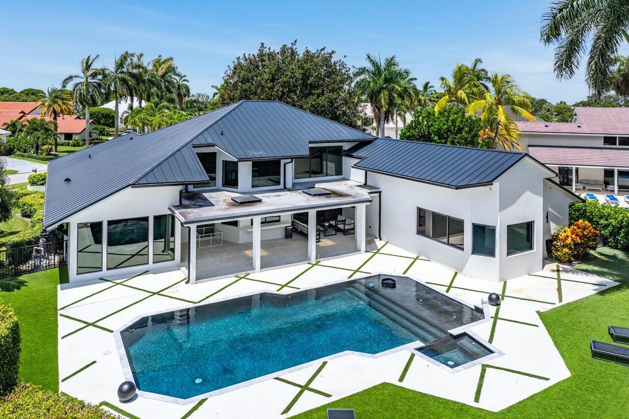 4825 Bocaire Boulevard Boca Raton, FL 33487 - Photo 47 of 52 048