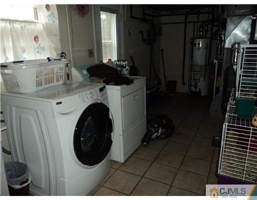 13 Wick Road East Brunswick, NJ 08816 - Photo 17 of 18 Gallery Image 17