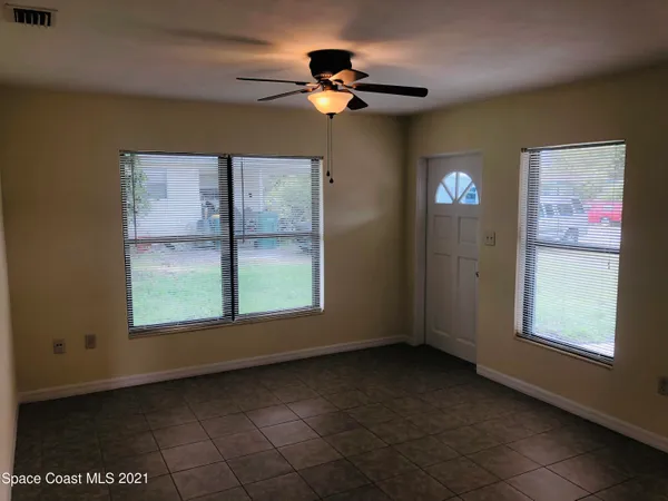 $1,950 | 1923 Jefferson Avenue, Melbourne, FL 32935