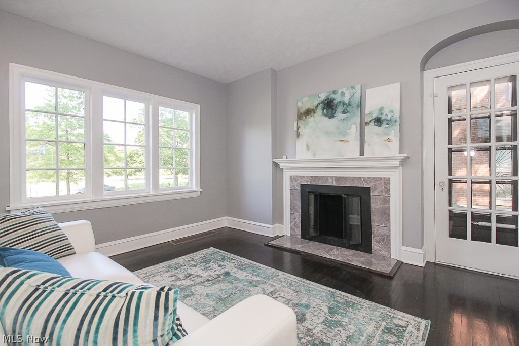 3123 Ludlow Road Cleveland, OH 44120 - Photo 8 of 34 Gallery Image 8