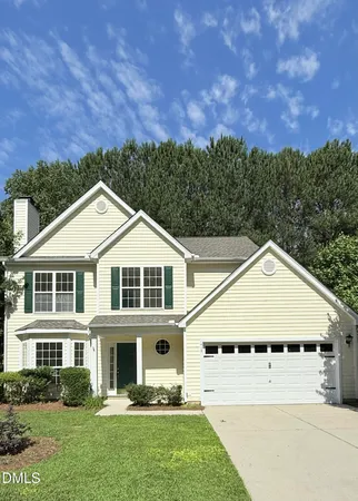 $2,200 | 418 Bergen Avenue, Apex, NC 27502