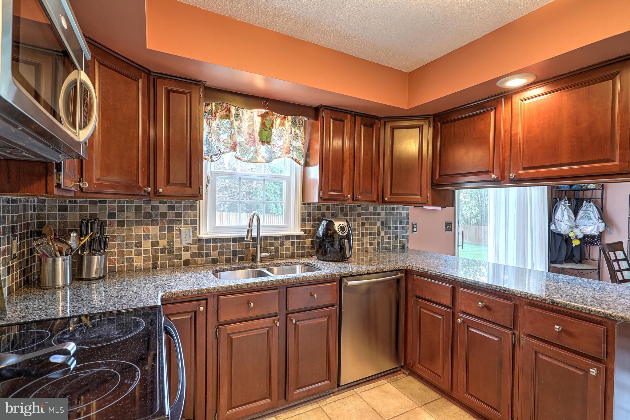 4008 Old Orchard Road York, PA 17402 - Photo 16 of 28 Gallery Image 16