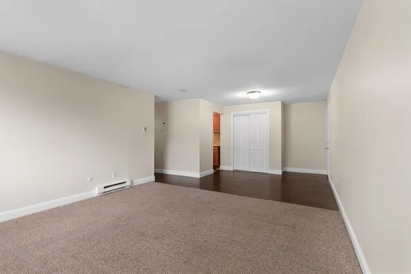 $1,900 | 180 Main Street, Unit D80, Bridgewater, MA 02324