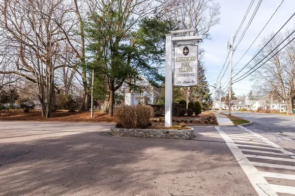 $1,900 | 180 Main Street, Unit D80, Bridgewater, MA 02324