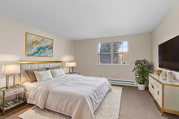 $1,900 | 180 Main Street, Unit D80, Bridgewater, MA 02324