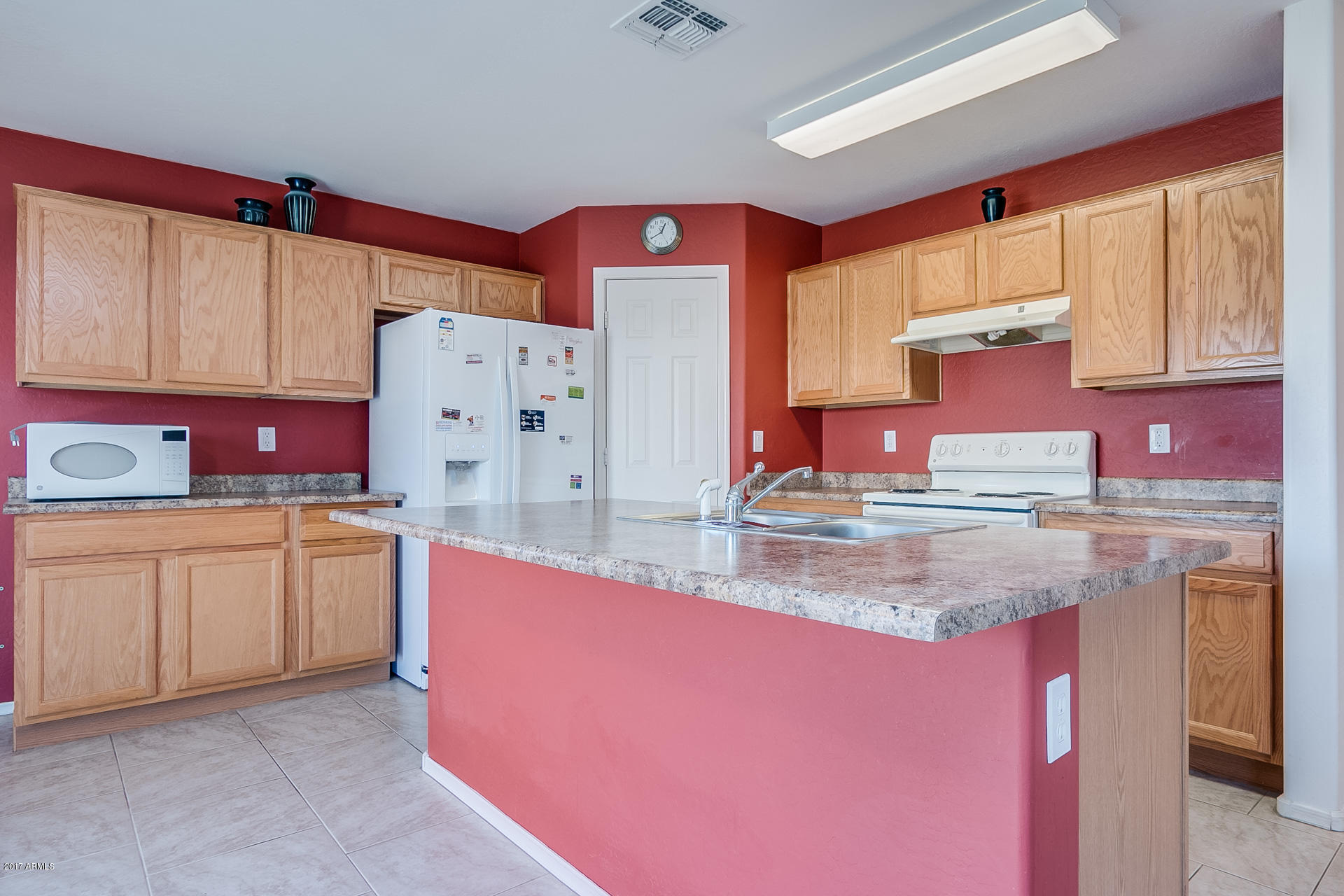 4340 West Maldonado Road Laveen, AZ 85339 - Photo 4 of 15 Maldonado-16