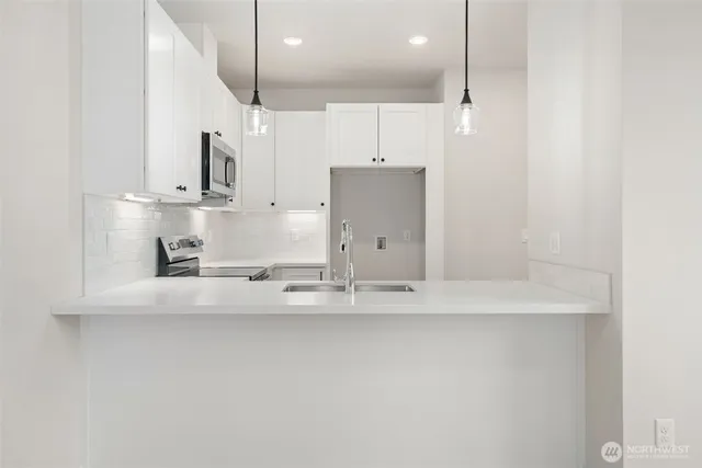 $419,950 | 669 West Hendrickson Road, Unit 7, Sequim, WA 98382