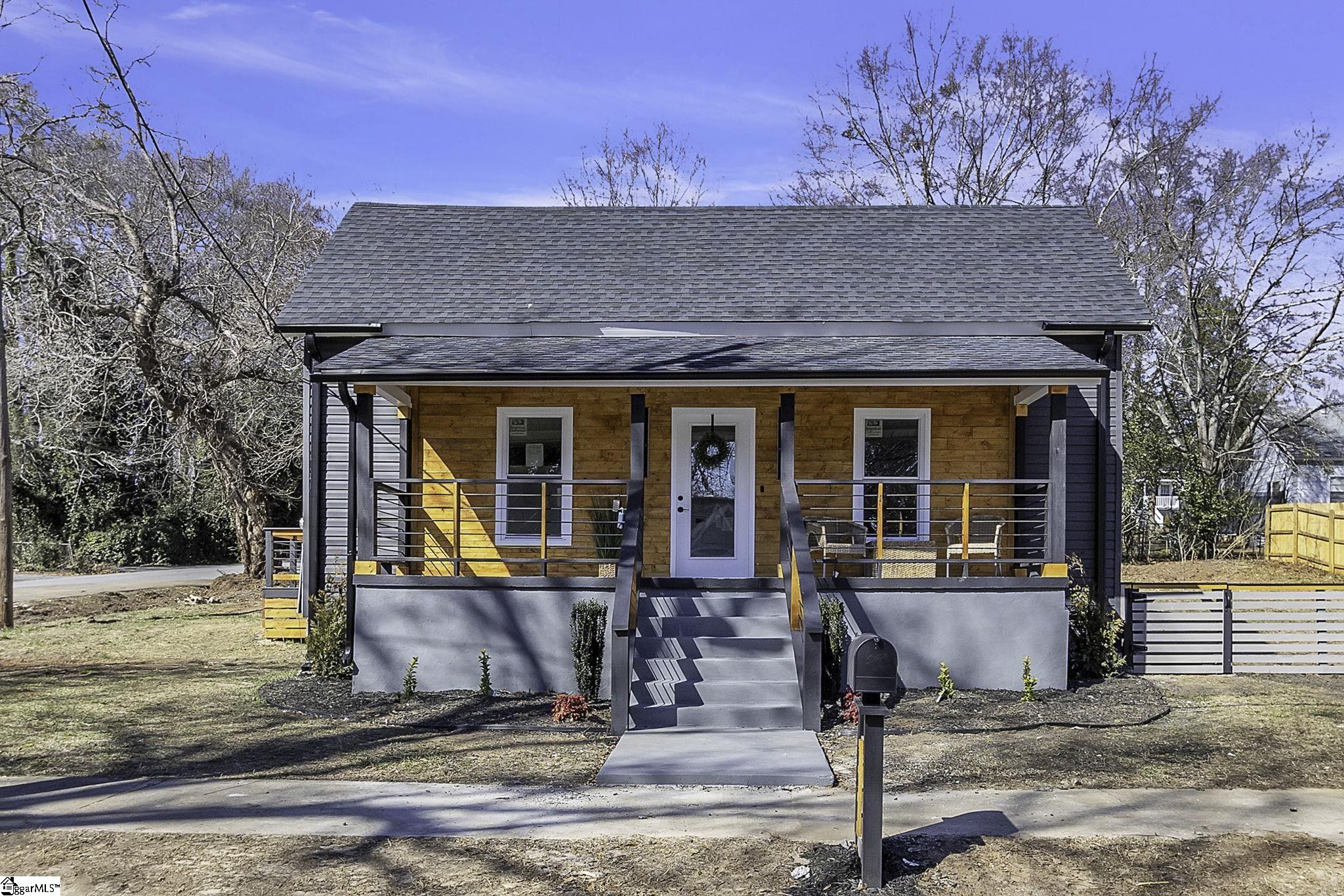 201 Front Street Easley, SC 29640 - Photo 1 of 27 Gallery Image 1