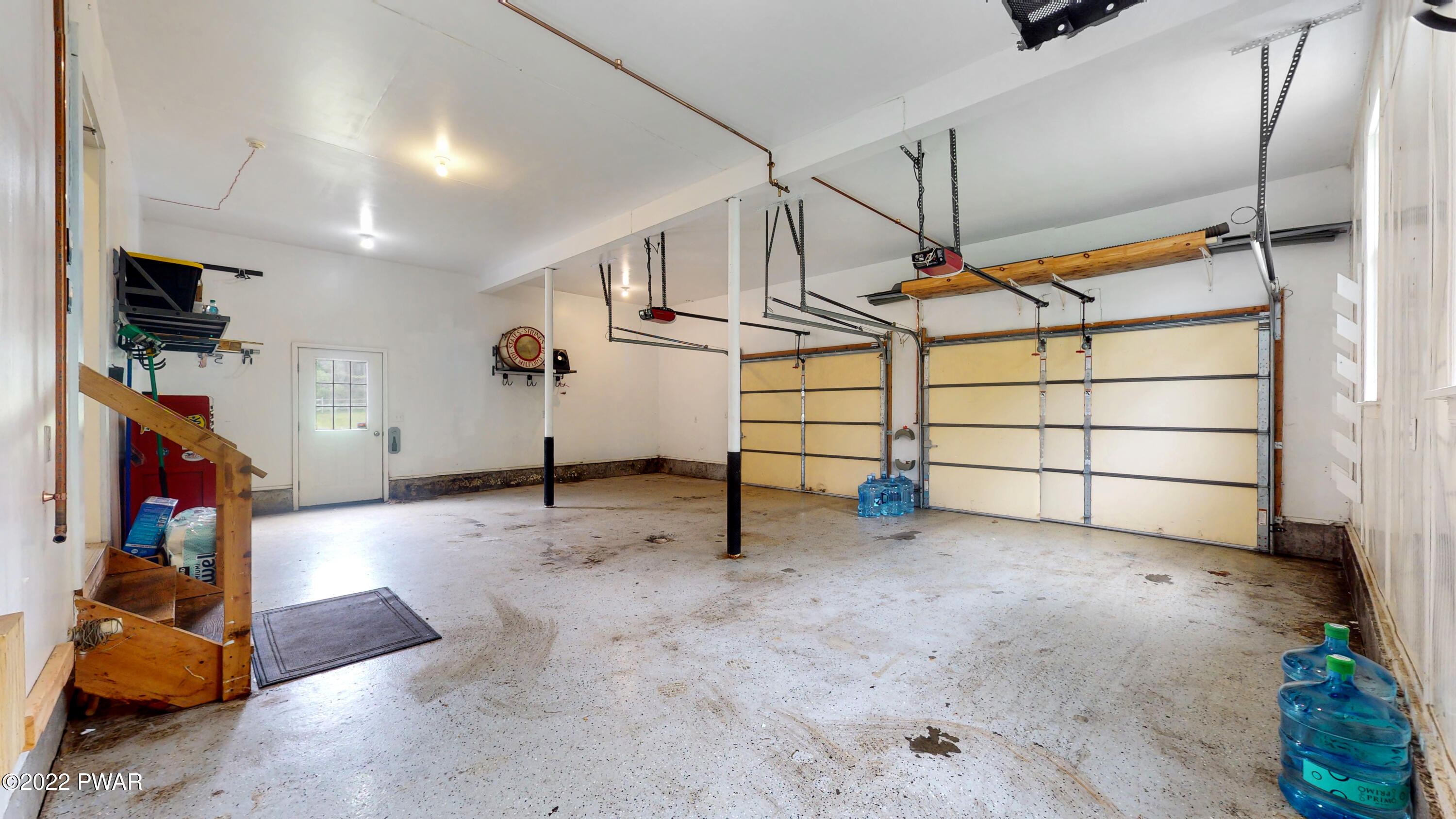 104 Stone Ridge Lane Milford, PA 18337 - Photo 21 of 70 Feature Photo: Garage