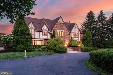$2,795,000 | 9 Deerfield Terrace, Moorestown, NJ 08057