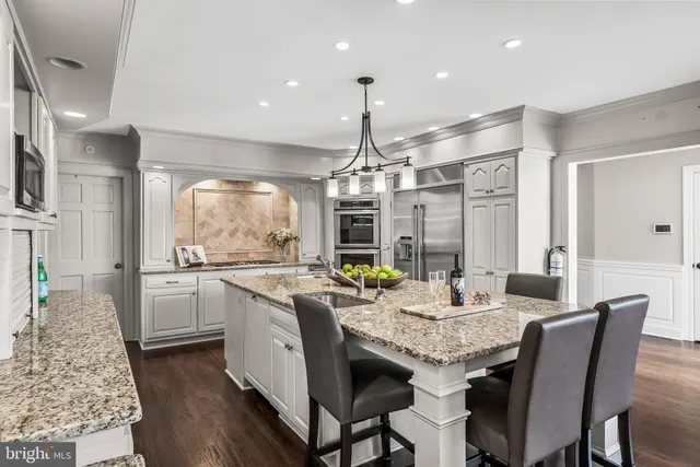 $2,795,000 | 9 Deerfield Terrace, Moorestown, NJ 08057