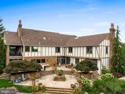 $2,795,000 | 9 Deerfield Terrace, Moorestown, NJ 08057