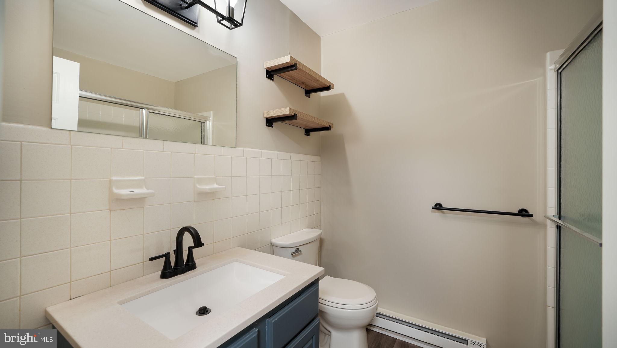 103 Deep Run Road, Unit C2 Dublin, PA 18917 - Photo 12 of 19 Bathroom