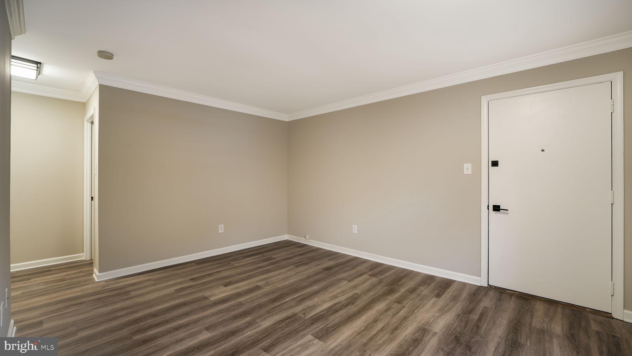 103 Deep Run Road, Unit C2 Dublin, PA 18917 - Photo 9 of 19 Living Room