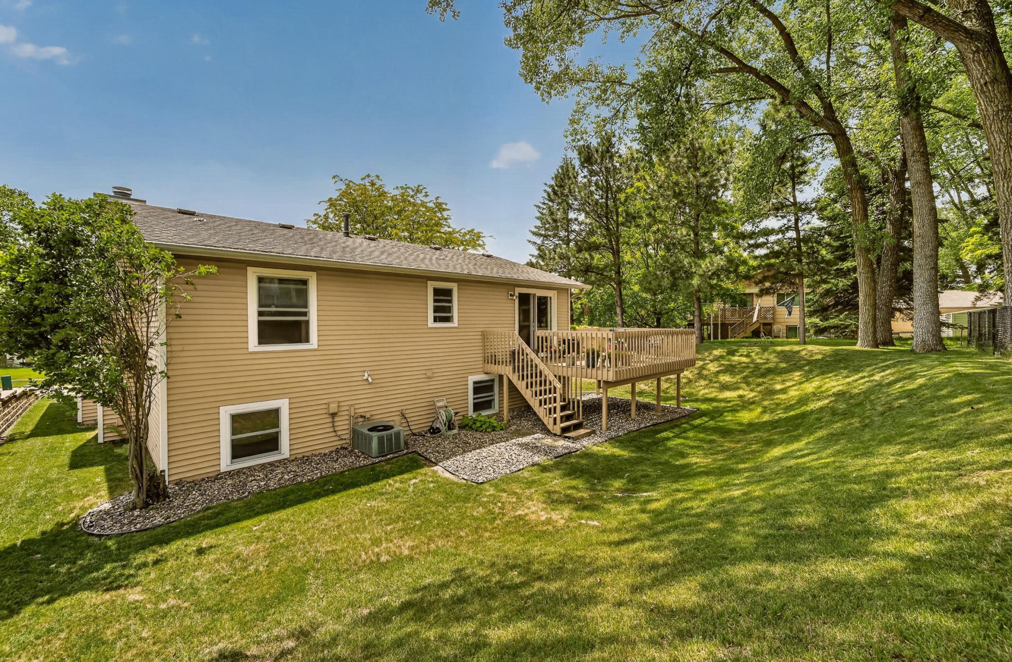 4325 1st Street Northwest Rochester, MN 55901 - Photo 3 of 30