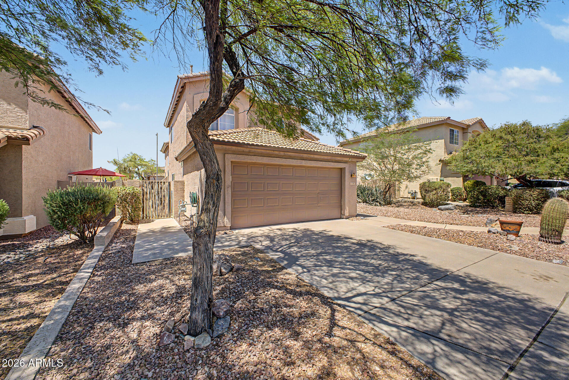 4518 East Rowel Road Phoenix, AZ 85050 - Photo 2 of 36 02 - Rowel