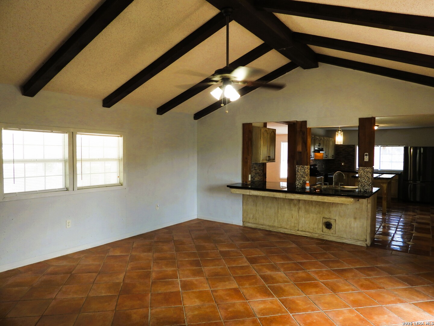484 Ave R Lakehills, TX 78063 - Photo 13 of 77 Gallery Image 13