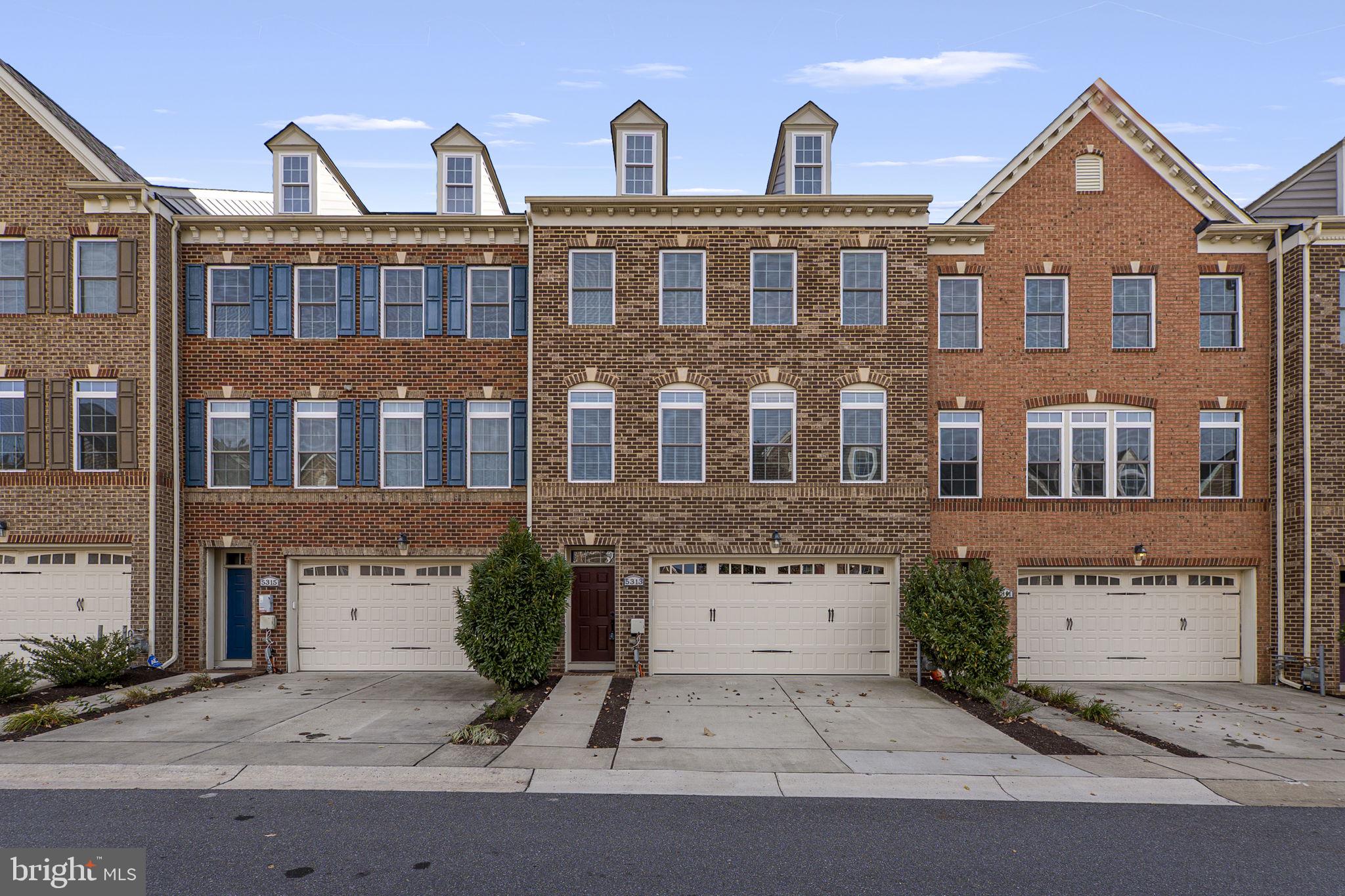 5313 Stream Bank Lane Greenbelt, MD 20770 - Photo 2 of 48