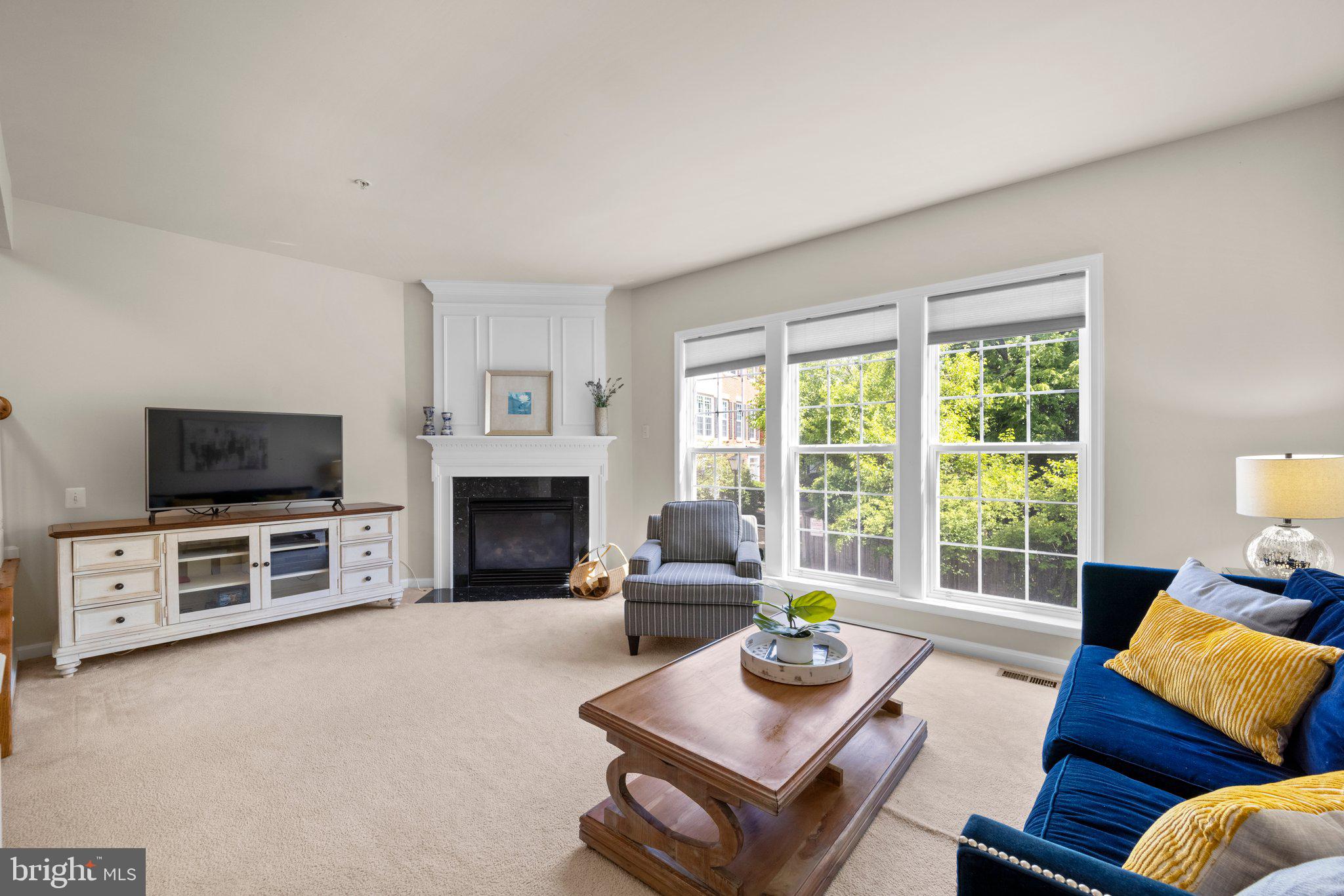 2524 Blueridge Avenue Silver Spring, MD 20902 - Photo 2 of 50