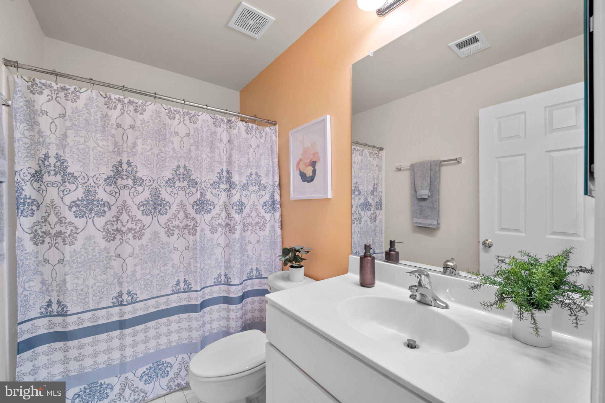 2524 Blueridge Avenue Silver Spring, MD 20902 - Photo 27 of 50
