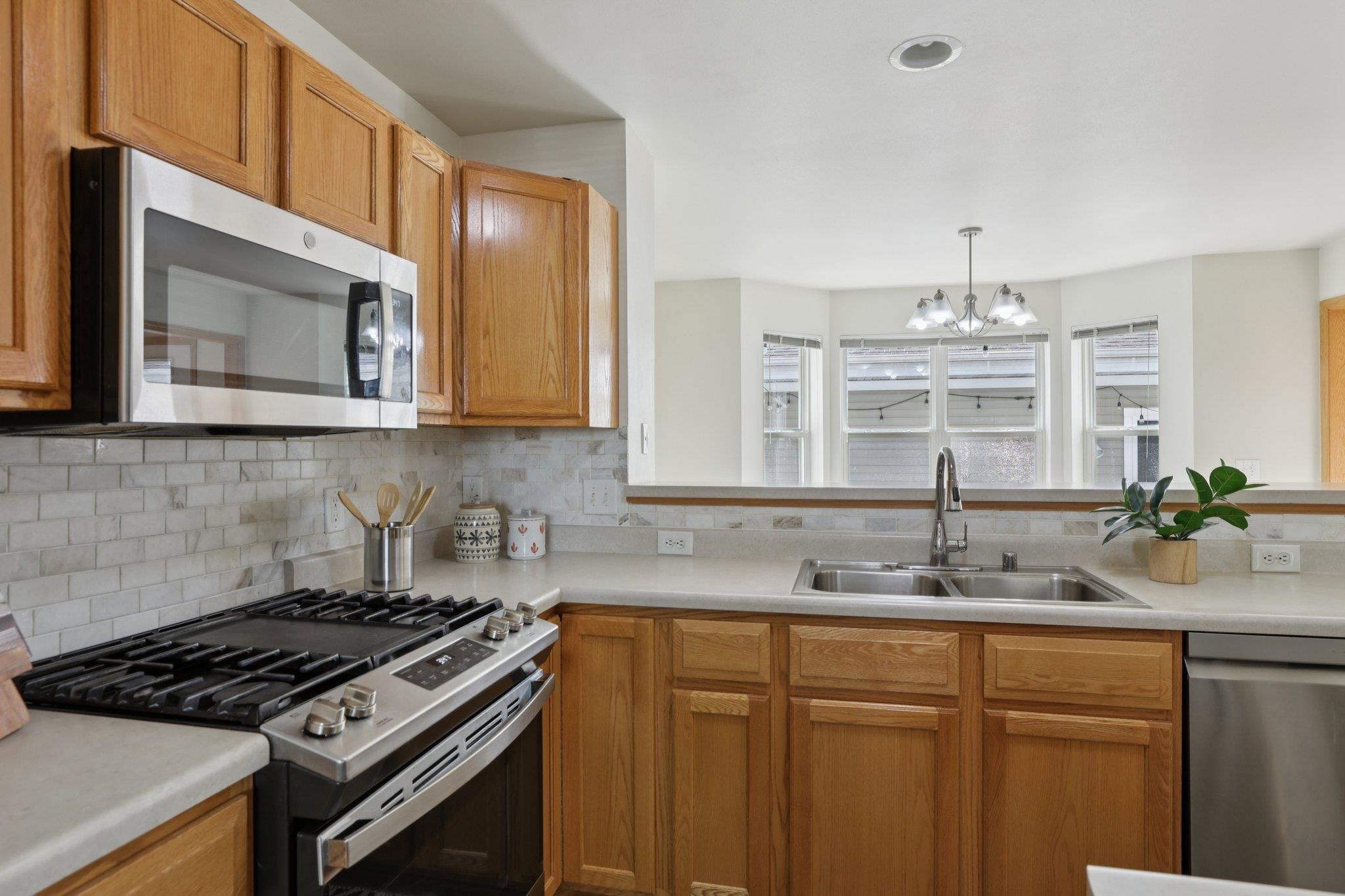 3744 Mammoth Trail Madison, WI 53719 - Photo 12 of 33