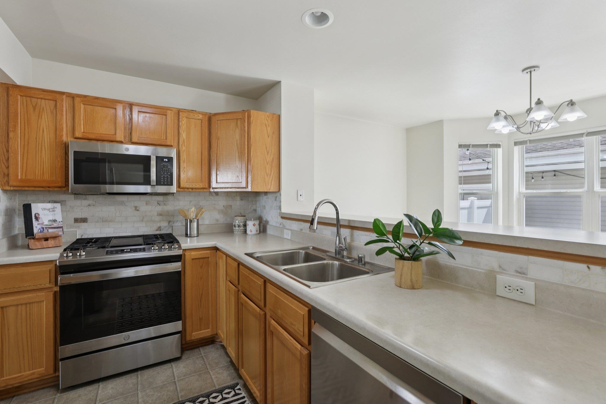 3744 Mammoth Trail Madison, WI 53719 - Photo 2 of 33