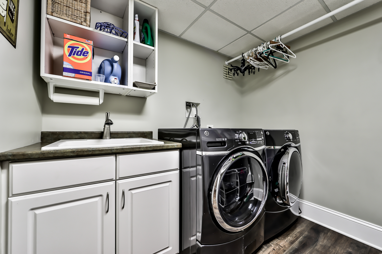 65 East Quincy Street Riverside, IL 60546 - Photo 35 of 49 a utility room with dryer and washer