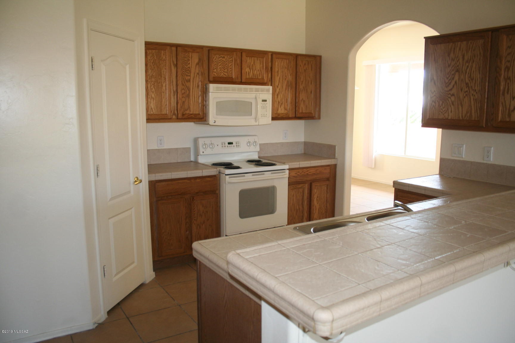 330 Via Bella Donna Rio Rico, AZ 85648 - Photo 7 of 17
