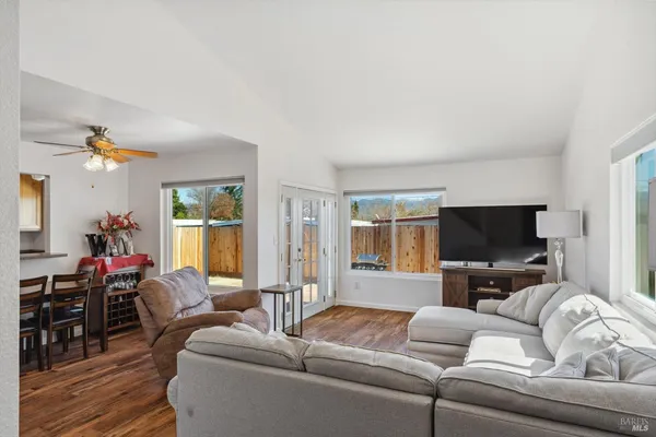 $484,000 | 1171 North Bush Street, Ukiah, CA 95482