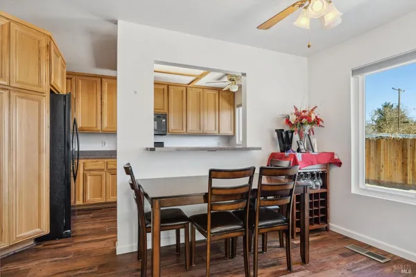 $484,000 | 1171 North Bush Street, Ukiah, CA 95482