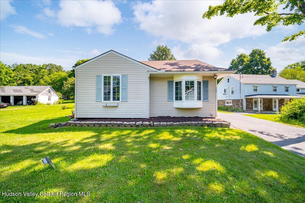 466 New Paltz Road Highland, NY 12528 - Photo 1 of 40 01-01
