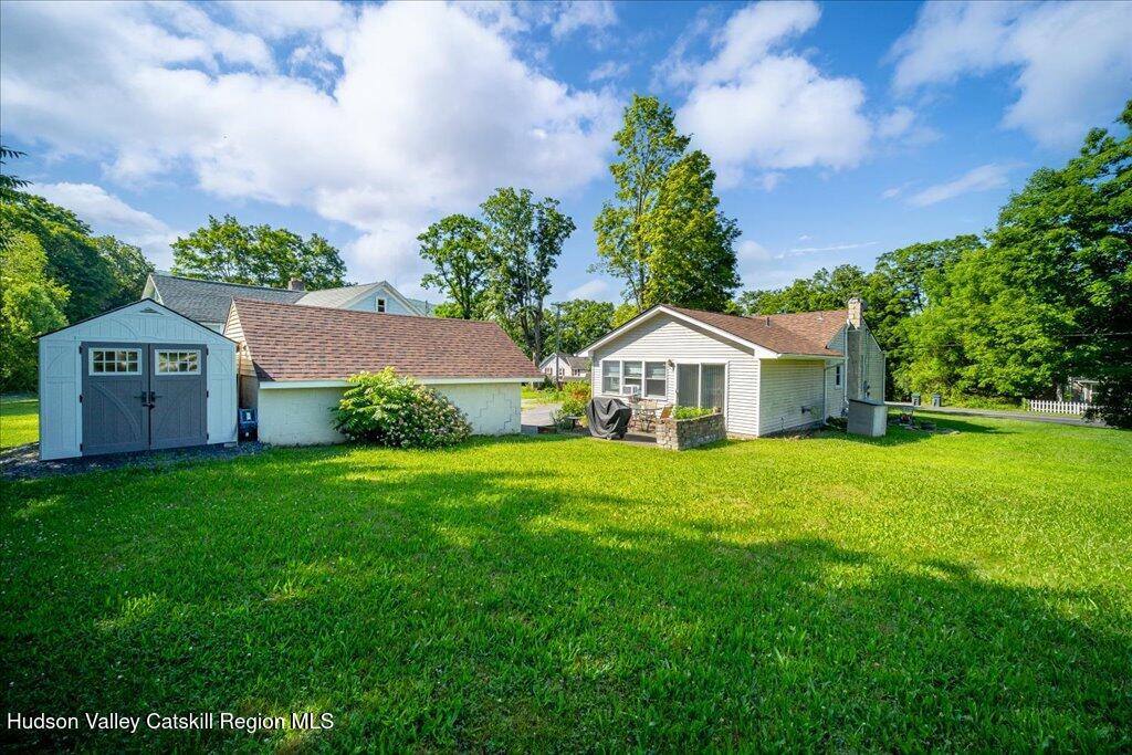 466 New Paltz Road Highland, NY 12528 - Photo 2 of 40 32-k (1)