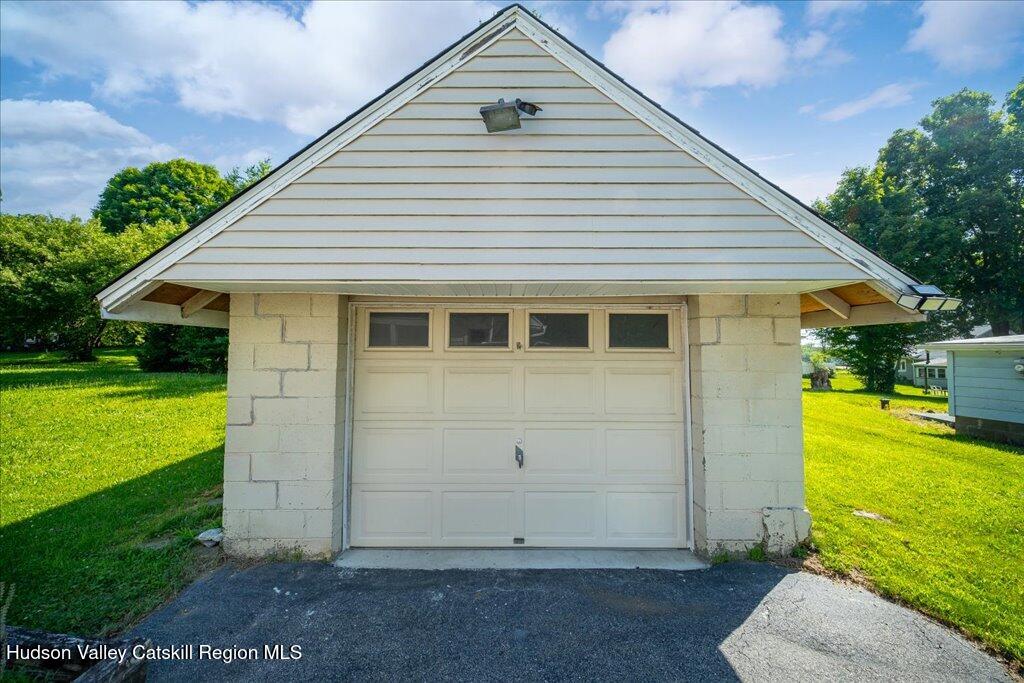 466 New Paltz Road Highland, NY 12528 - Photo 35 of 40 37-k (6)