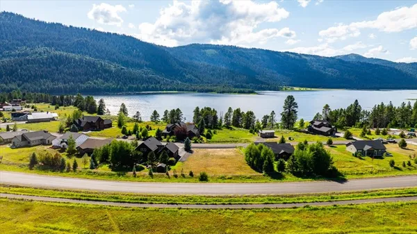 $179,000 | 13132 Hawks Bay Road, Unit 17, Donnelly, ID 83615