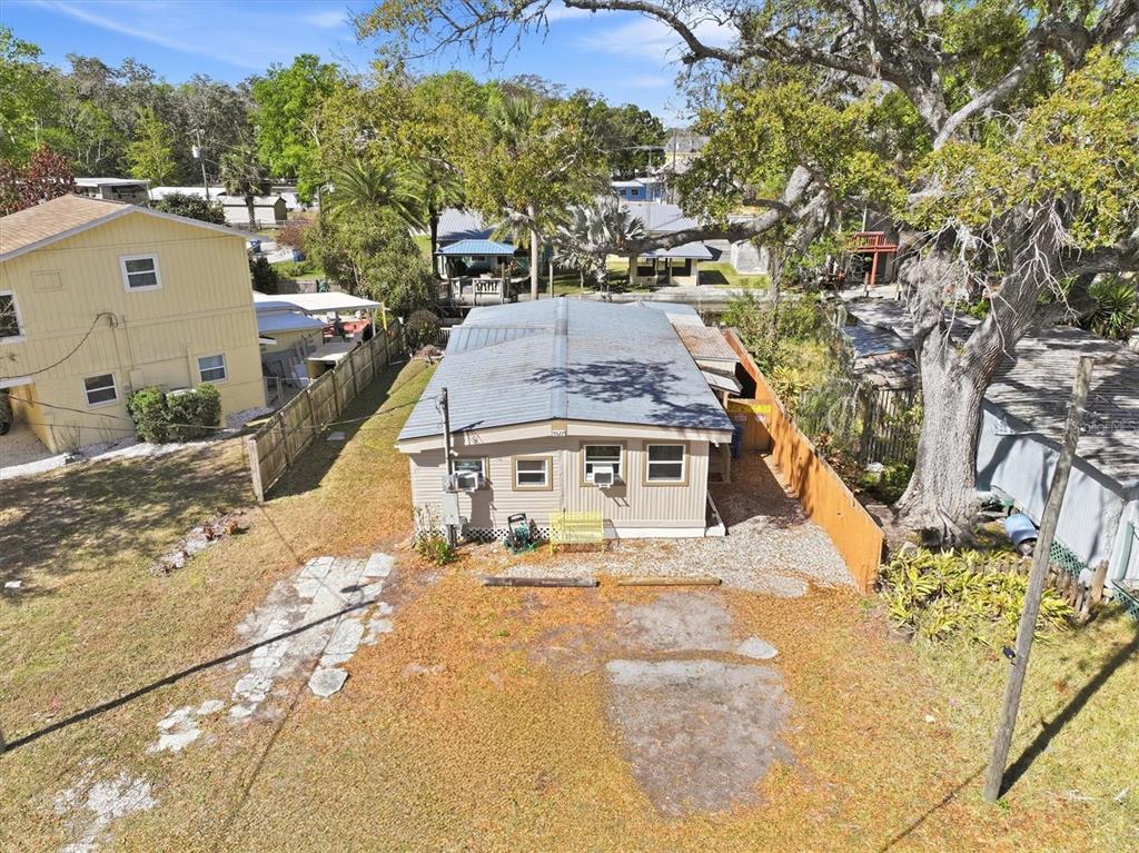 5527 Darlene Street Weeki Wachee, FL 34607 - Photo 6 of 79