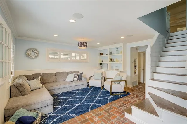 $8,000 | 2128 Miramar Drive, Newport Beach, CA 92661