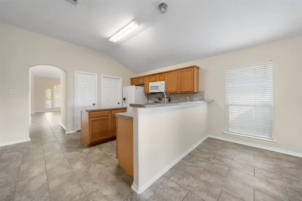 $1,950 | 273 Mesa View, Montgomery, TX 77316