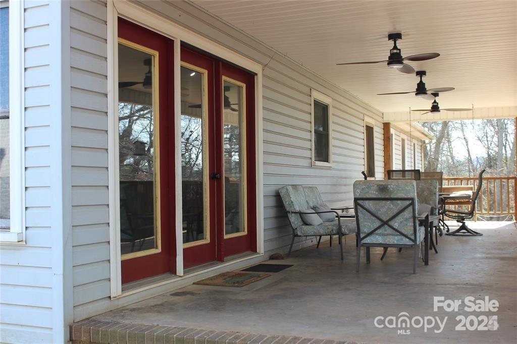 605 Lynch Road Lincolnton, NC 28092 - Photo 6 of 30