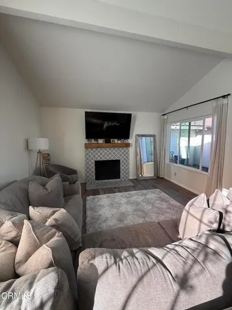 $570,000 | 582 Holly Avenue, Oxnard, CA 93036