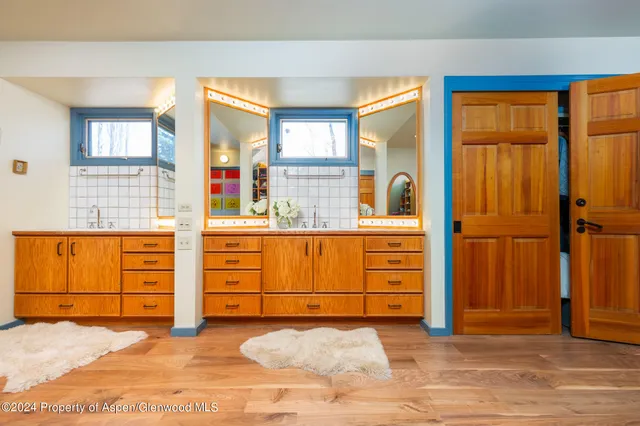 $55,000 | 925 West North Street, Aspen, CO 81611