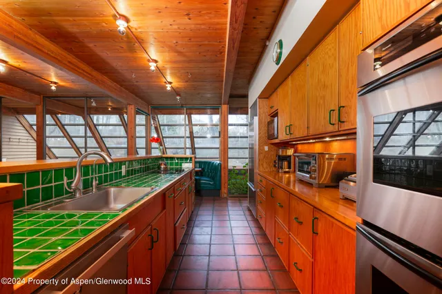 $55,000 | 925 West North Street, Aspen, CO 81611