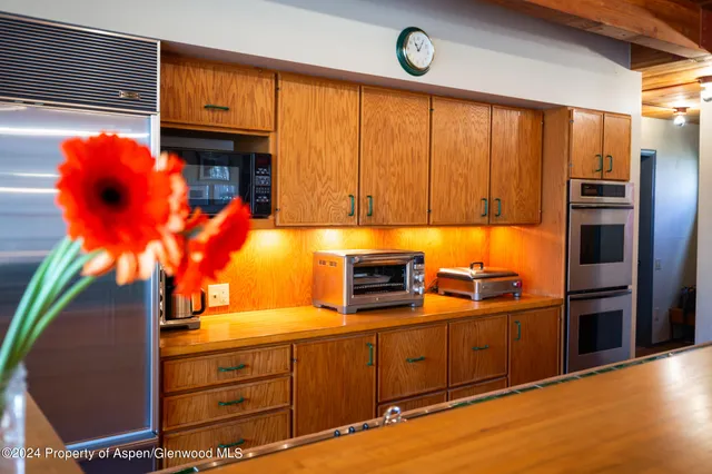 $55,000 | 925 West North Street, Aspen, CO 81611