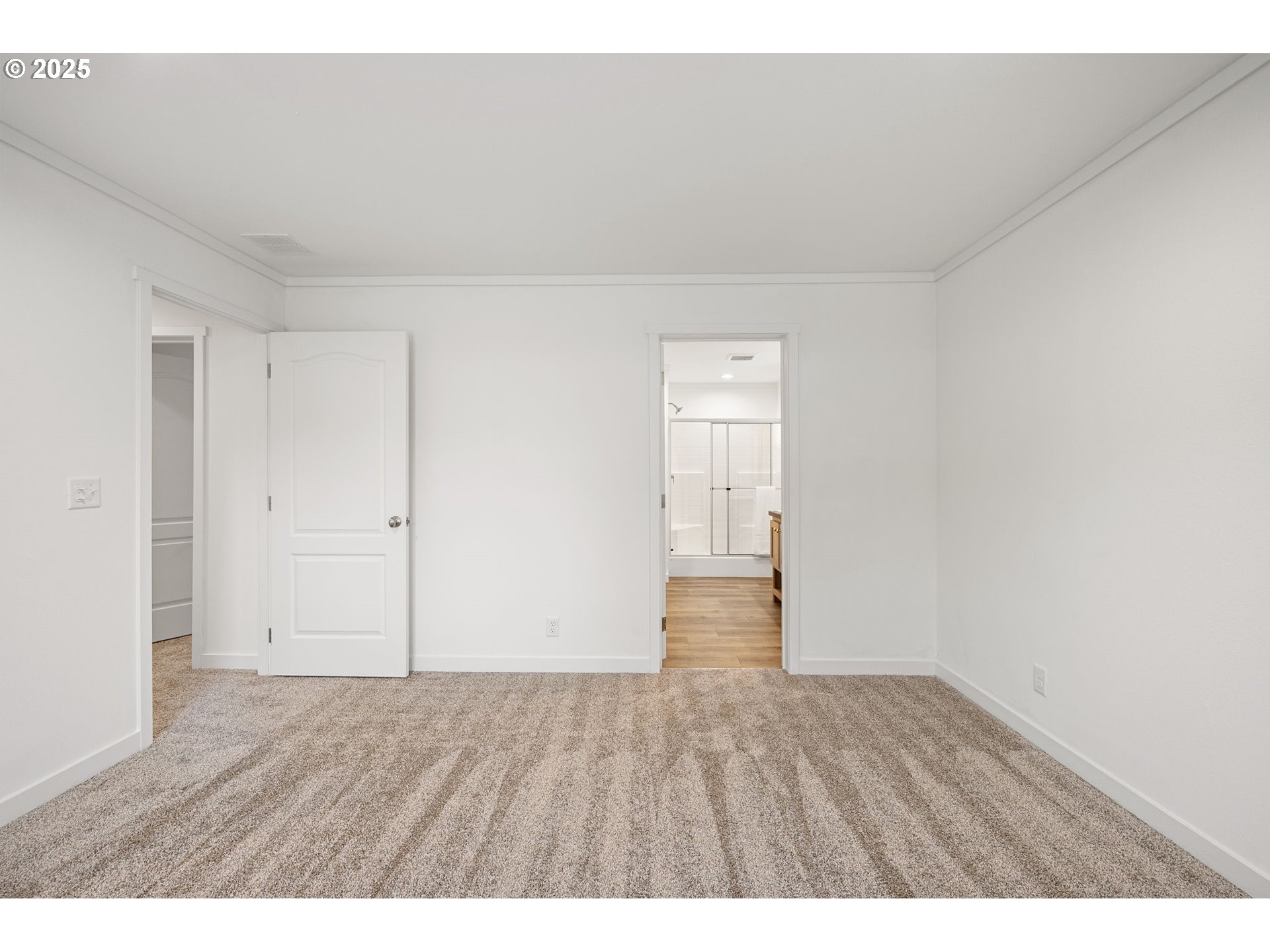 4900 Royal Avenue, Unit 105 Eugene, OR 97402 - Photo 13 of 26 Bedroom, Primary