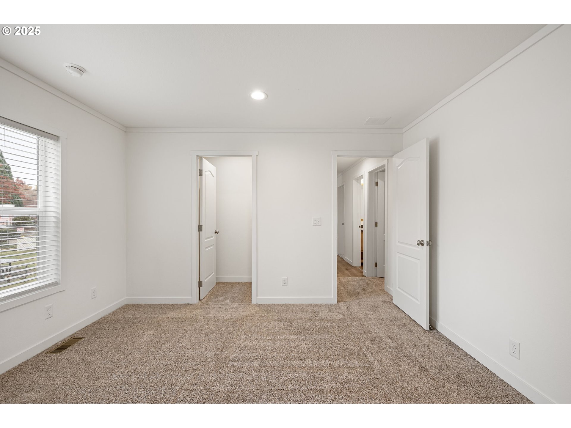 4900 Royal Avenue, Unit 105 Eugene, OR 97402 - Photo 16 of 26 Bedroom, Primary